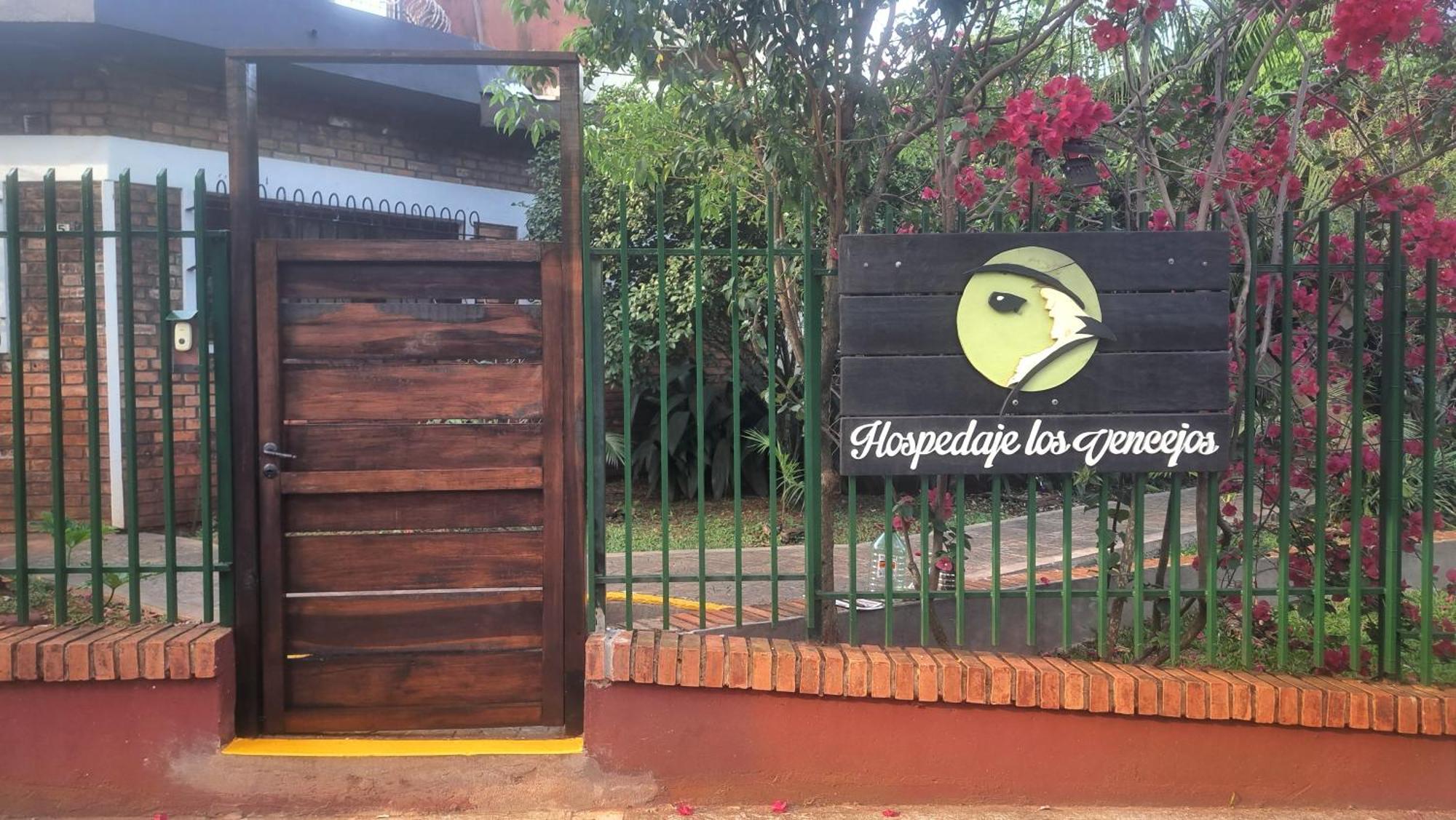 Hospedaje Los Vencejos Puerto Iguazu Exterior photo