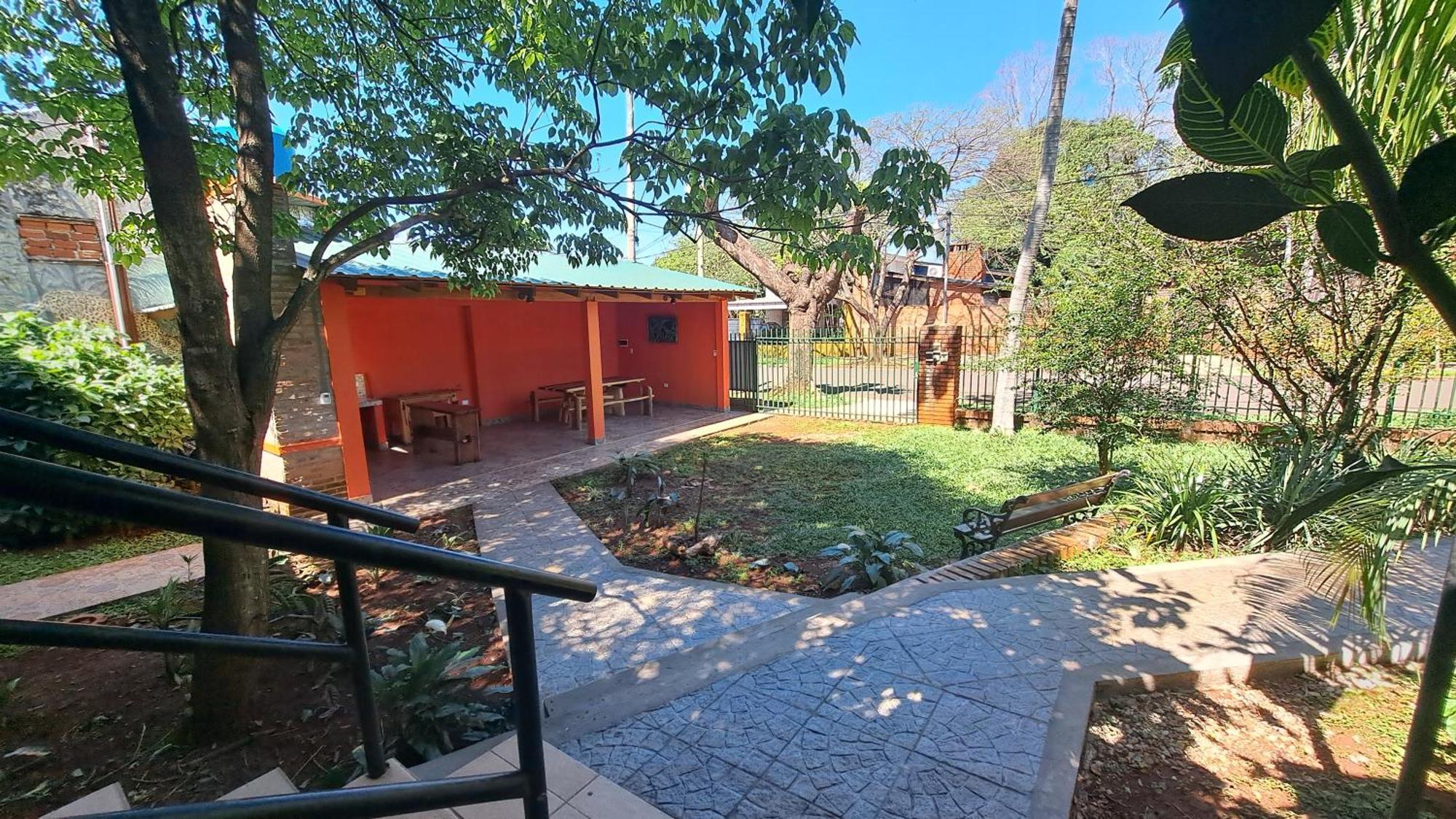 Hospedaje Los Vencejos Puerto Iguazu Exterior photo